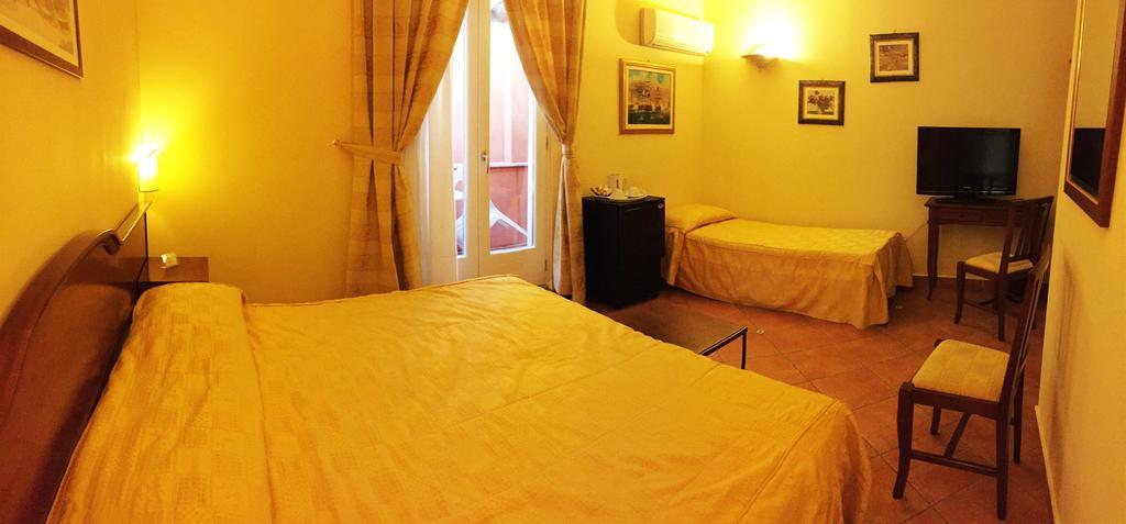 Hotel Mediterraneo Siraküza Dış mekan fotoğraf